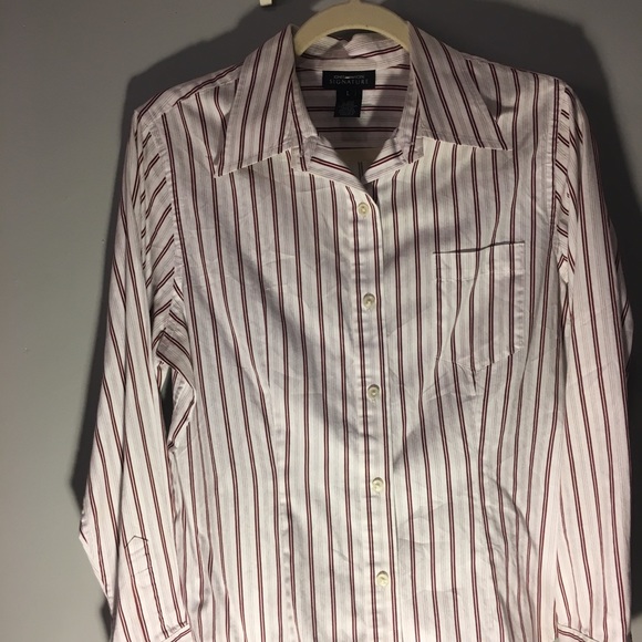 Button down - Picture 2 of 5
